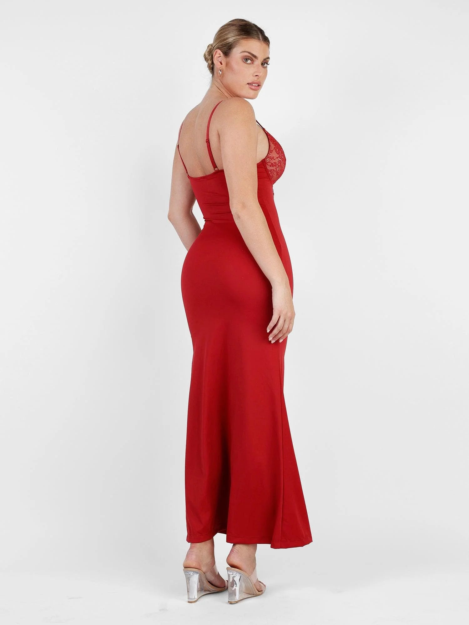 Das Shapewear-Kleid Spitze Slip Split Maxi
