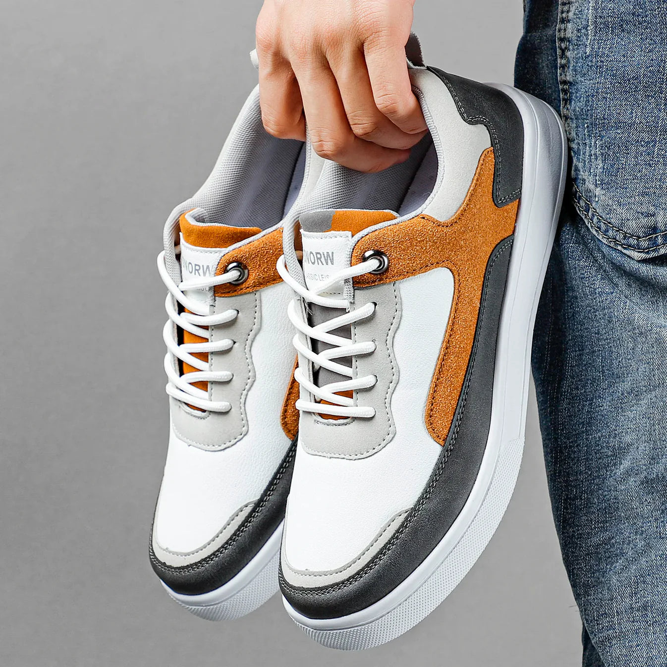 Avisin Turnschuhe