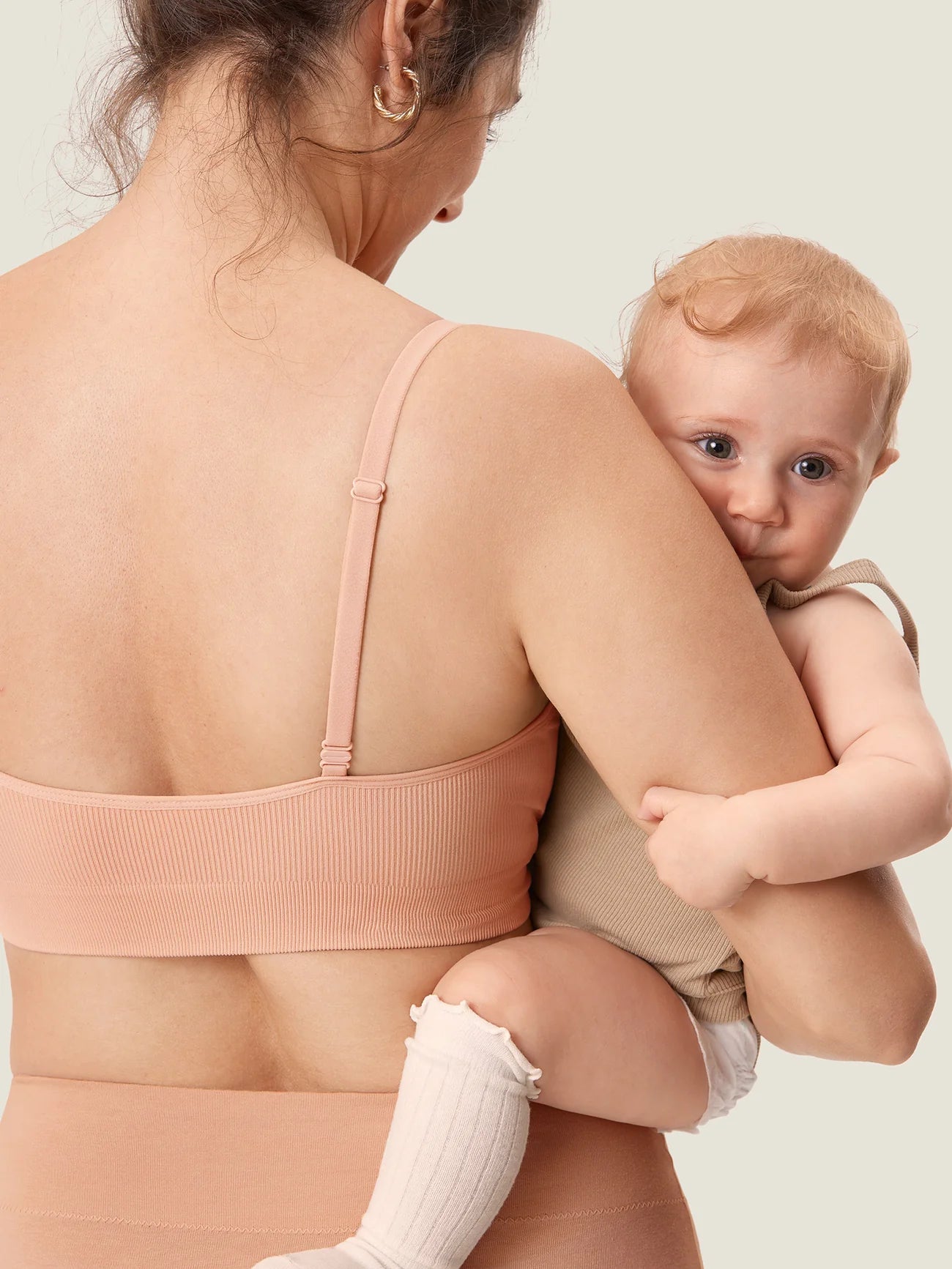 Geripptes Still-Bralette mit U-Ausschnitt