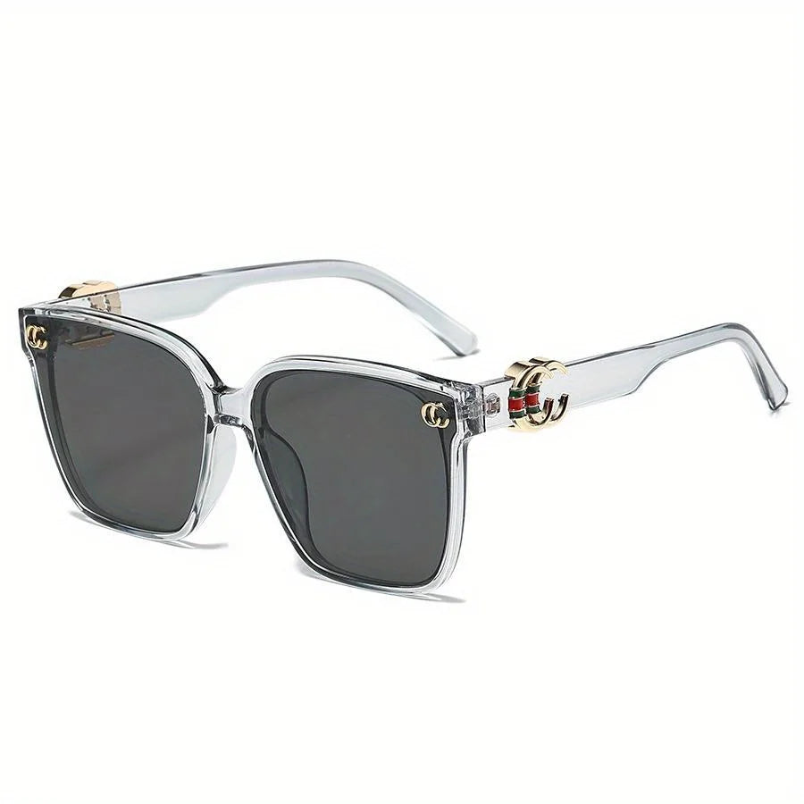 Stilvolle Sonnenbrille mit zeitlosem Design