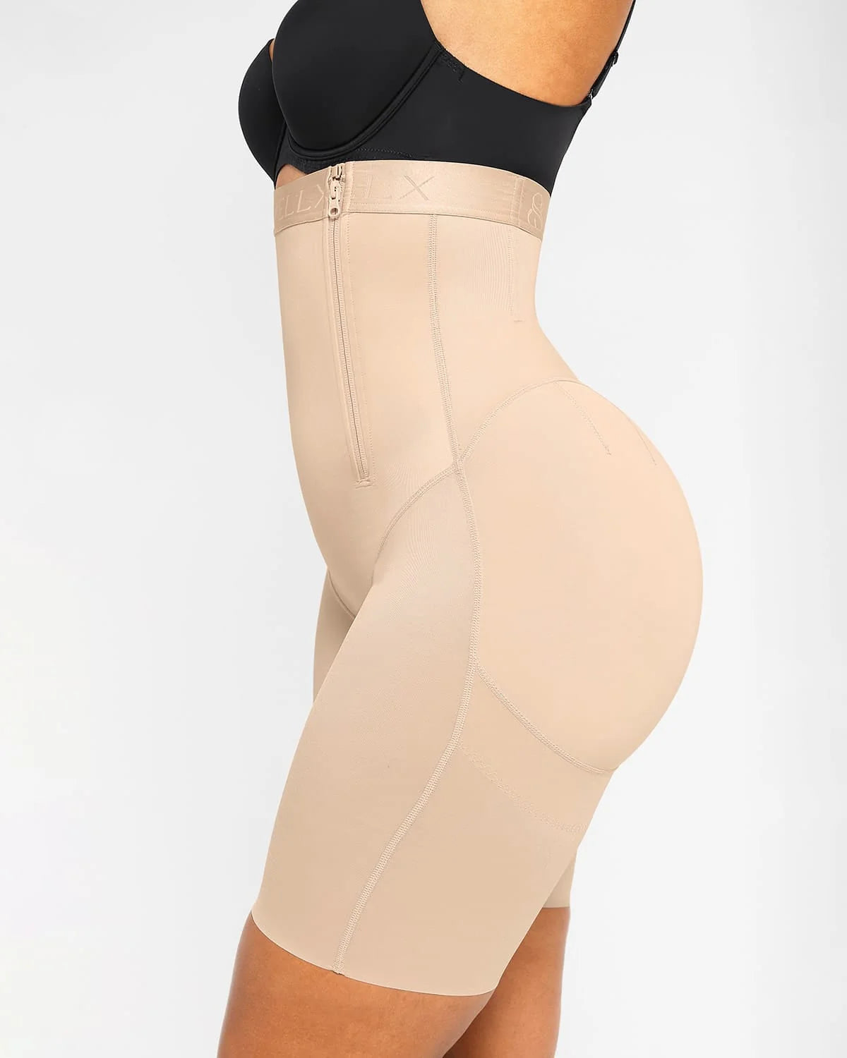 Hochtaillierte Figurformende Shorts für einen Perfekt geformten Po